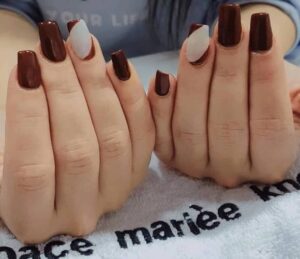 onglerie à El Mourouj / salon khouloud de beauté