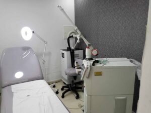 Dr Nadia Cherif / Laser et dermatologie à Ezzahra